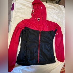 Nike Vintage Women’s Hooded Running Jacket